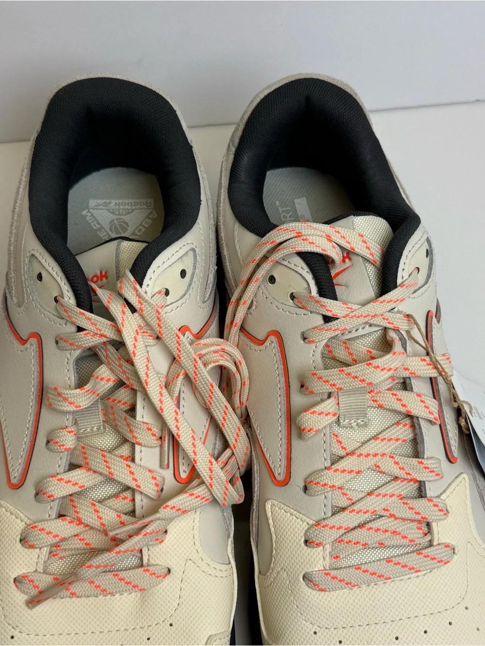 Reebok Men's ATR Chill Casual Basketball Sneakers Color Vintage Chalk Size 12